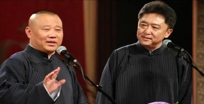 踢郭德纲足球要多久_郭德纲踢足球相声_郭德纲:我要踢足球