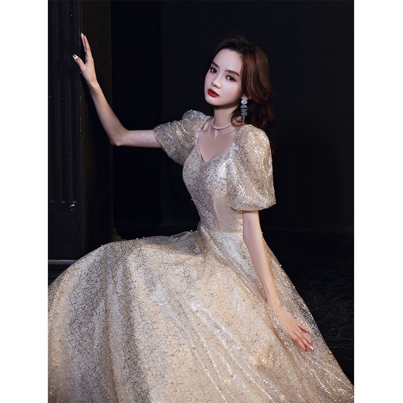 晚礼服发型2024图片_晚礼服的发型_晚礼服发型图片大全